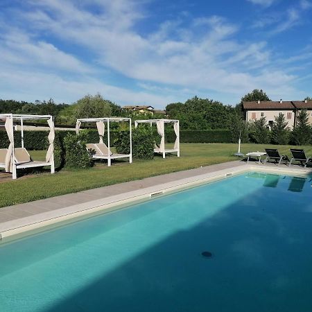 Marylinda Bed and Breakfast Desenzano del Garda Buitenkant foto