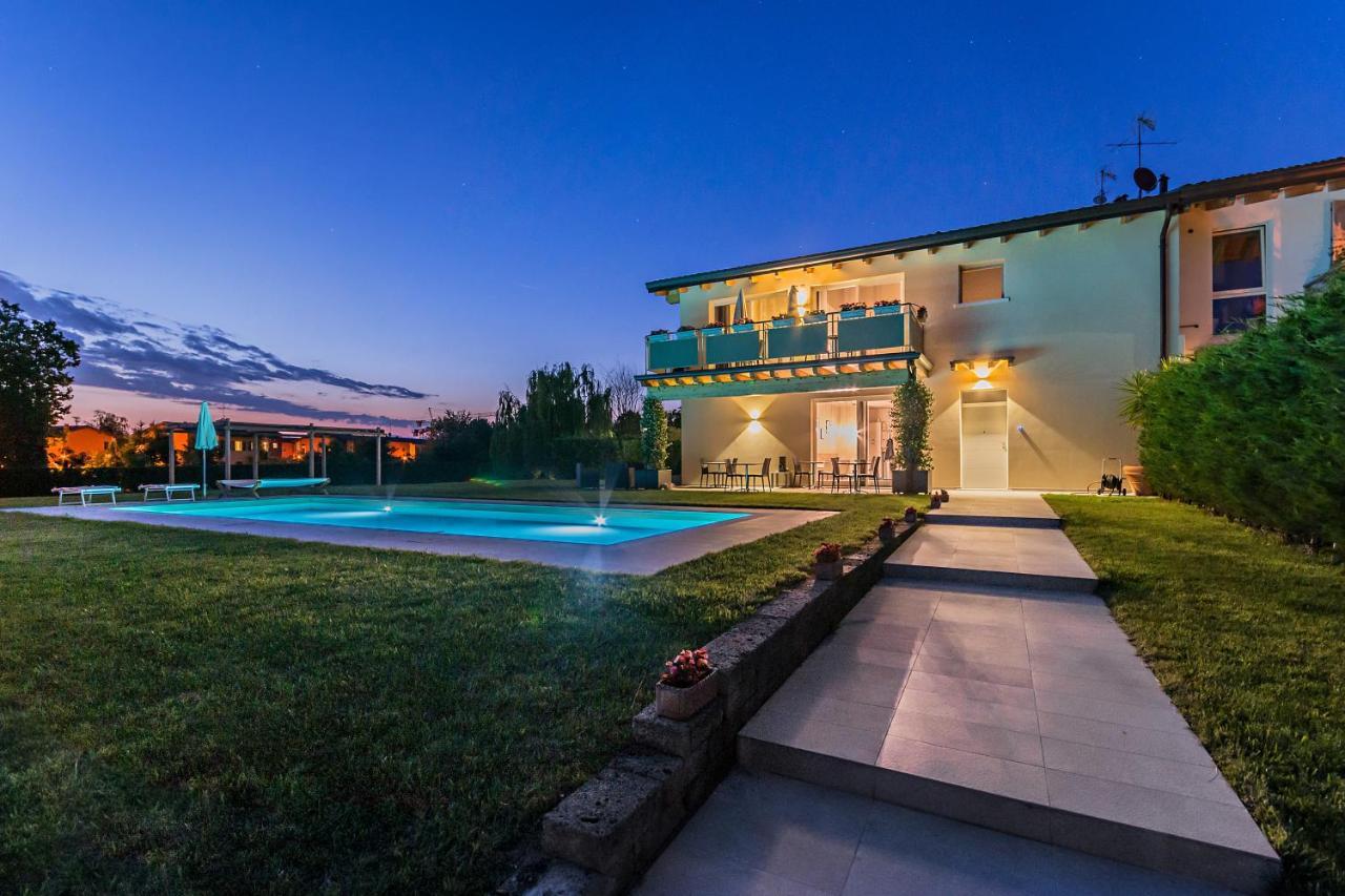 Marylinda Bed and Breakfast Desenzano del Garda Buitenkant foto
