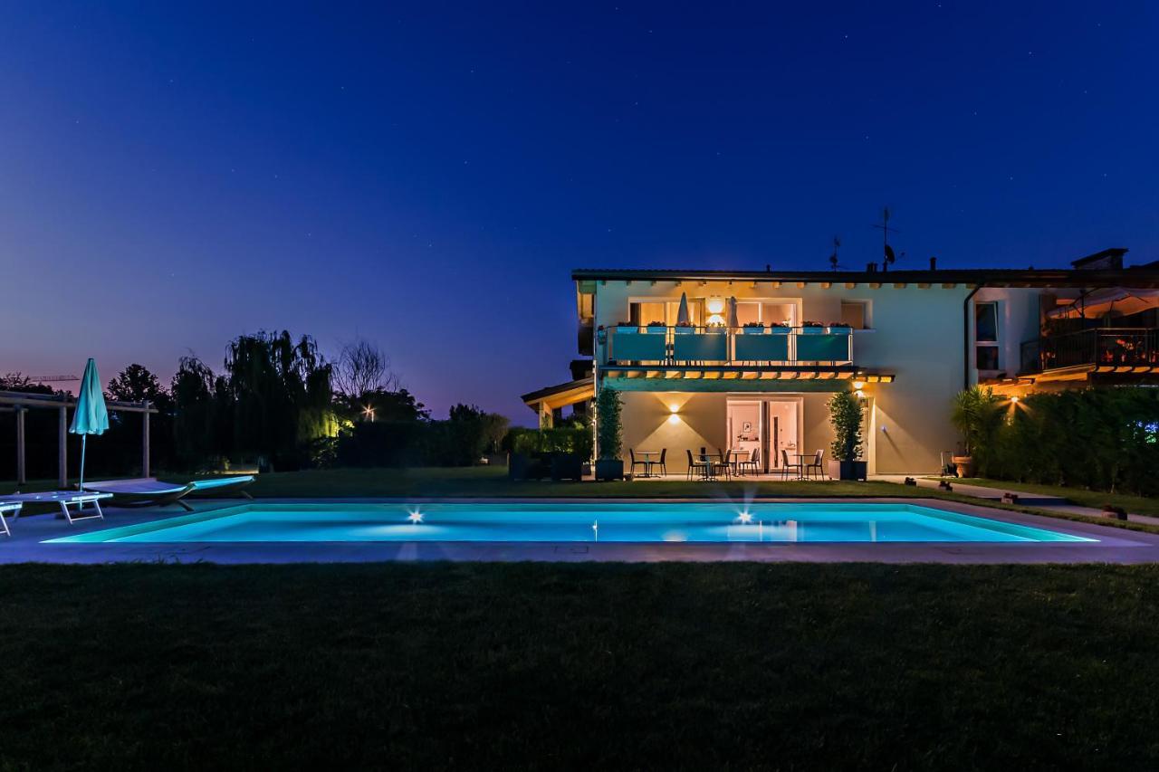 Marylinda Bed and Breakfast Desenzano del Garda Buitenkant foto