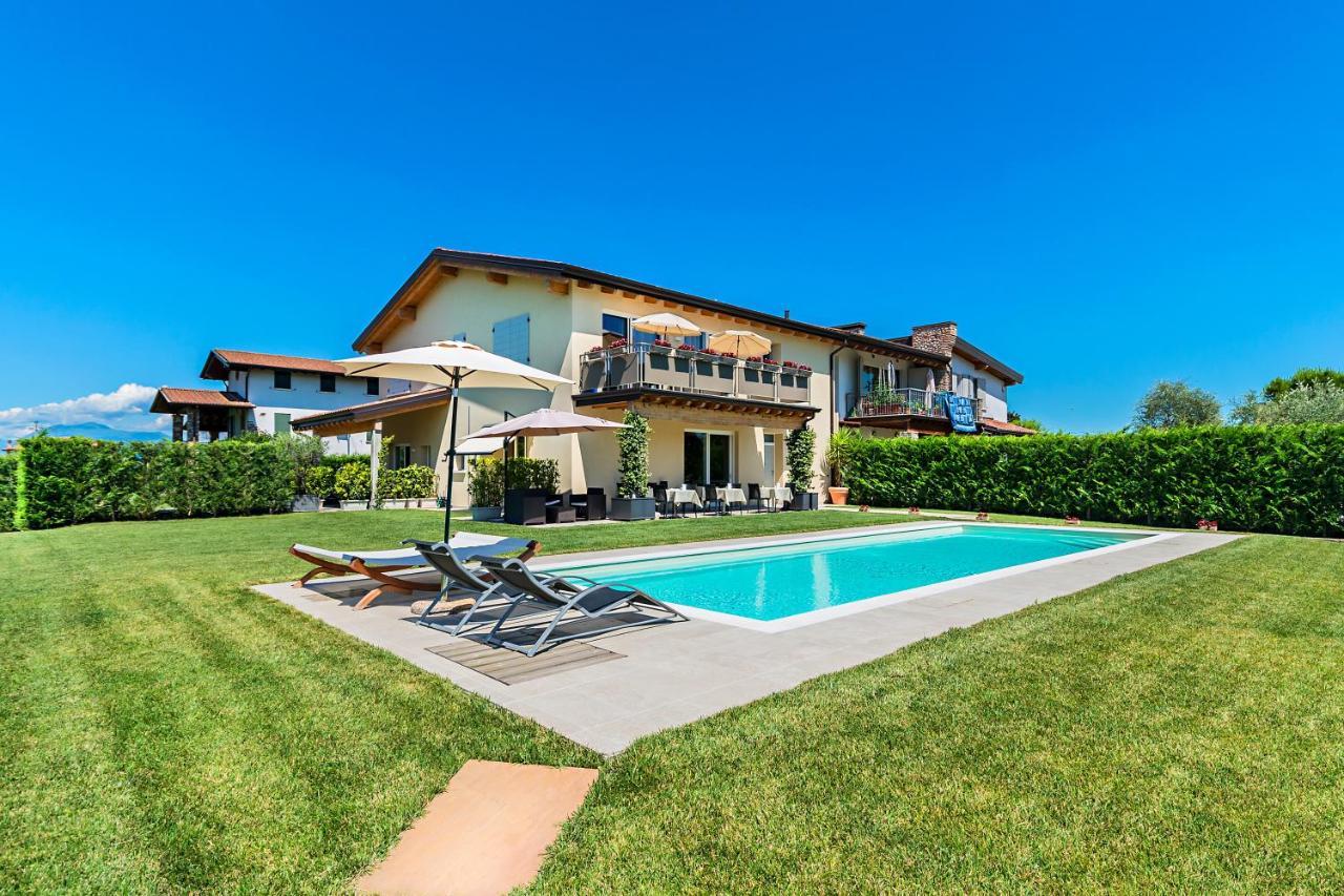 Marylinda Bed and Breakfast Desenzano del Garda Buitenkant foto