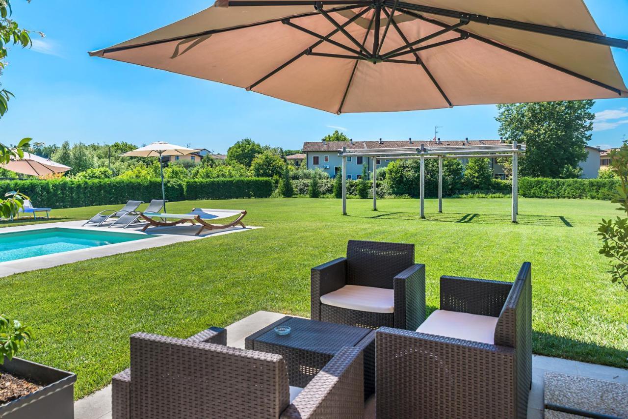 Marylinda Bed and Breakfast Desenzano del Garda Buitenkant foto