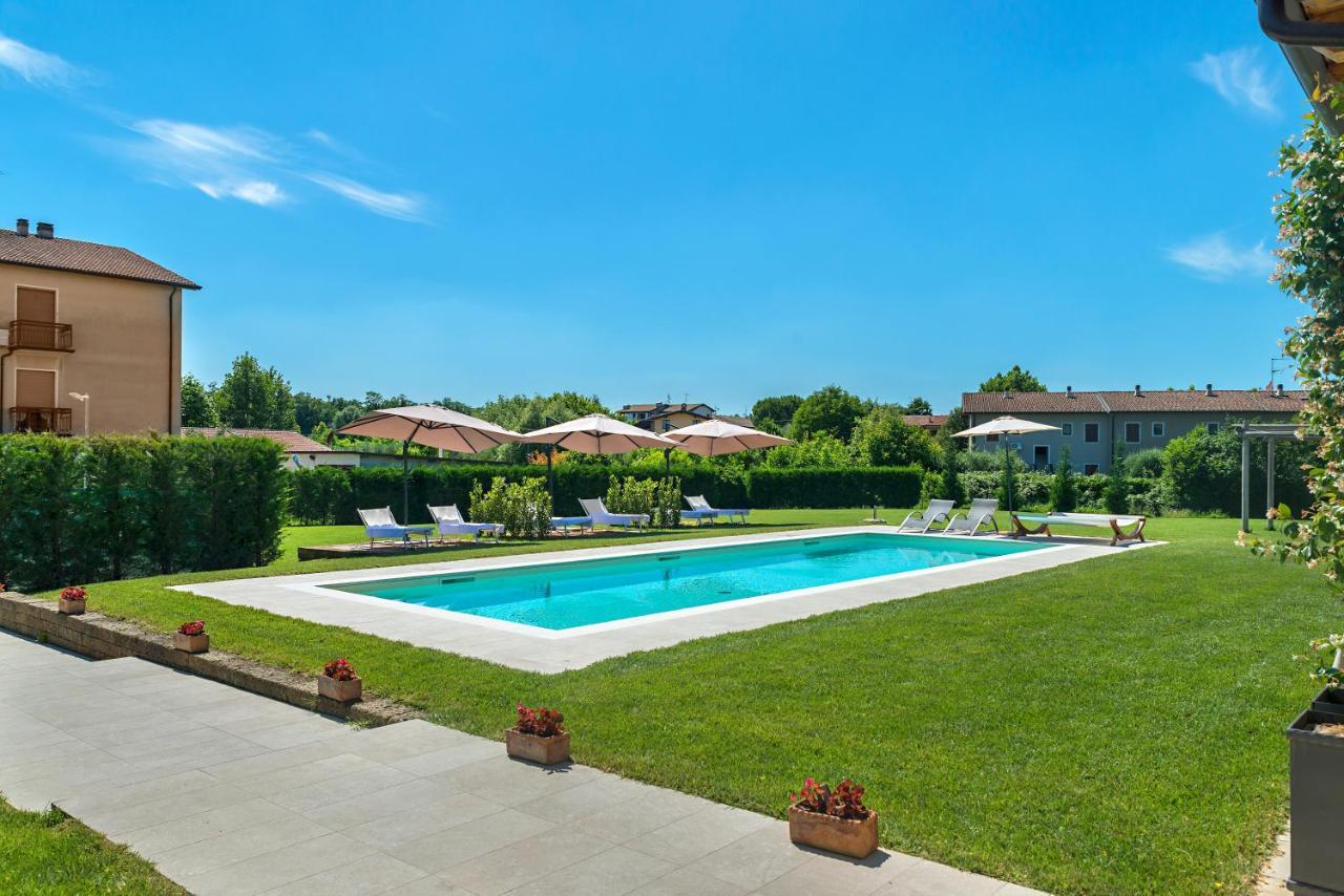 Marylinda Bed and Breakfast Desenzano del Garda Buitenkant foto