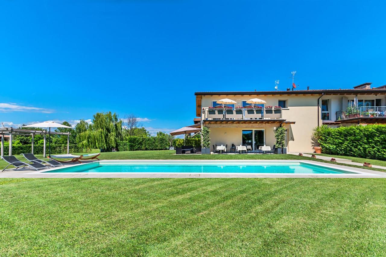 Marylinda Bed and Breakfast Desenzano del Garda Buitenkant foto