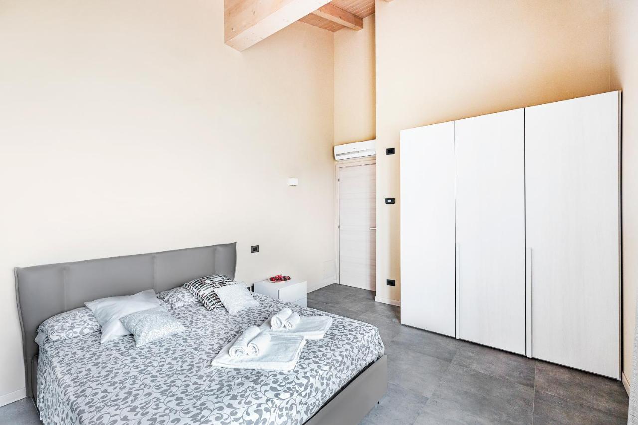 Marylinda Bed and Breakfast Desenzano del Garda Buitenkant foto