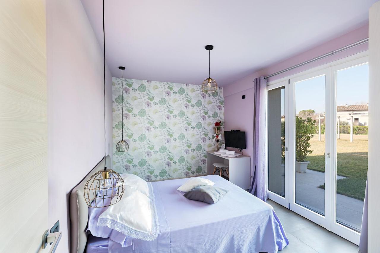 Marylinda Bed and Breakfast Desenzano del Garda Buitenkant foto