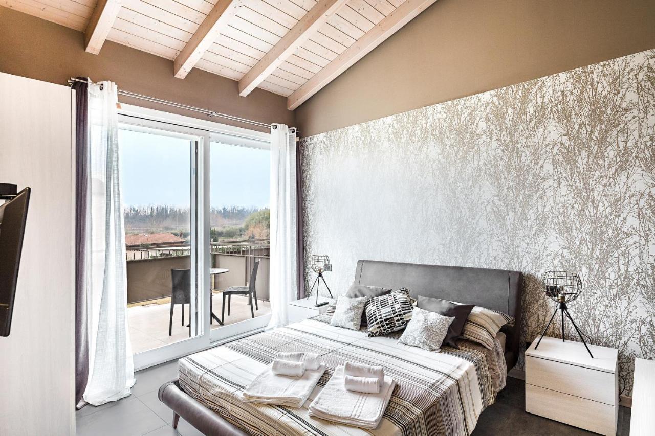 Marylinda Bed and Breakfast Desenzano del Garda Buitenkant foto