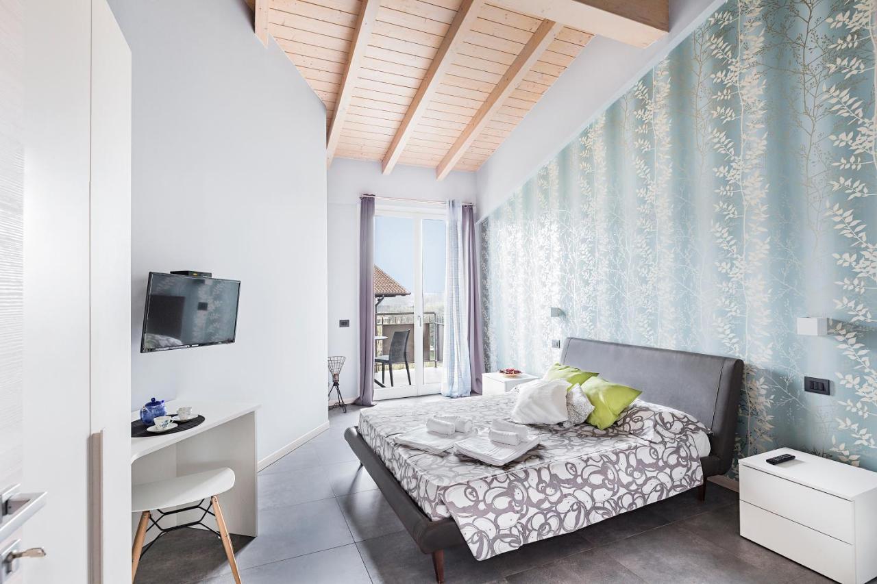 Marylinda Bed and Breakfast Desenzano del Garda Buitenkant foto